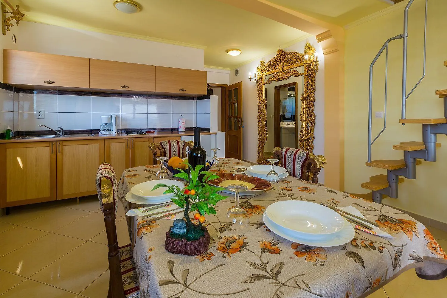 Tolle Ferienwohnung Direkt An Der Promenade Selce Apartment